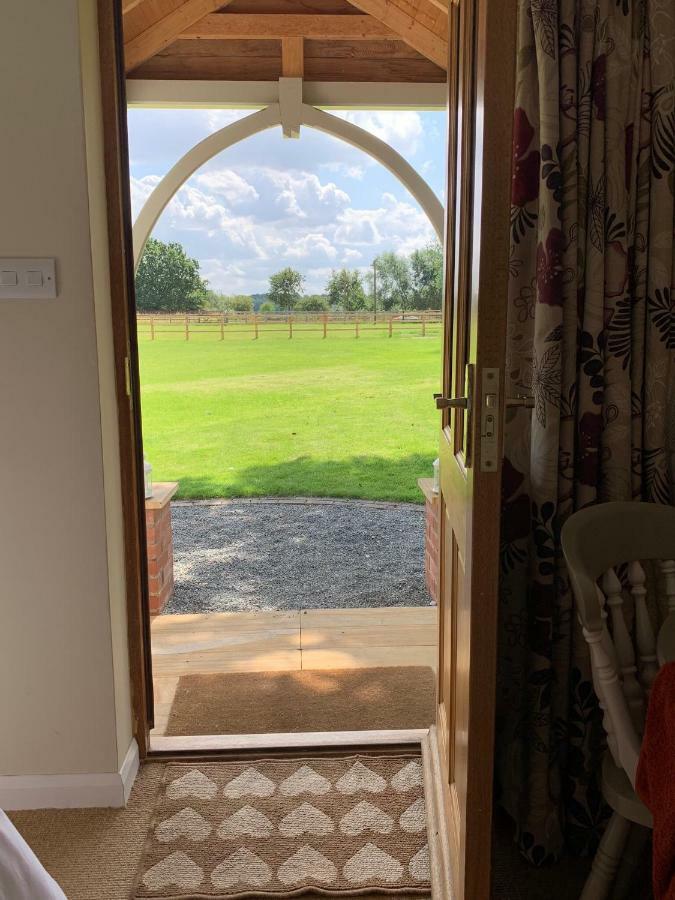 Field's Edge Apartment Swinderby